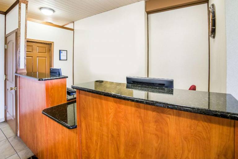 Quality Inn Big Sky — photo 3