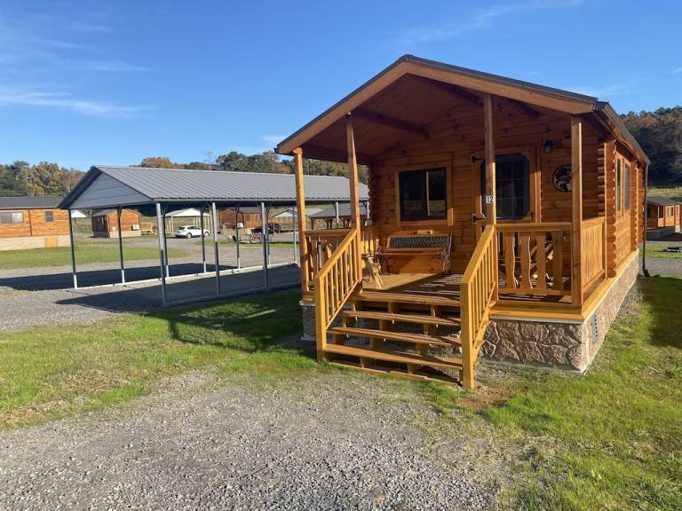Cabin  Scottsboro