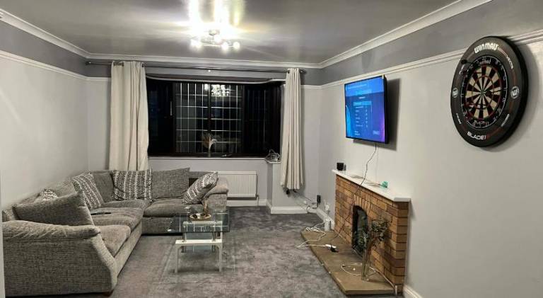Big rental apartment | Dogs allowed in Northampton