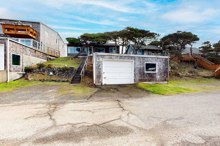 Cabin Rockaway Beach