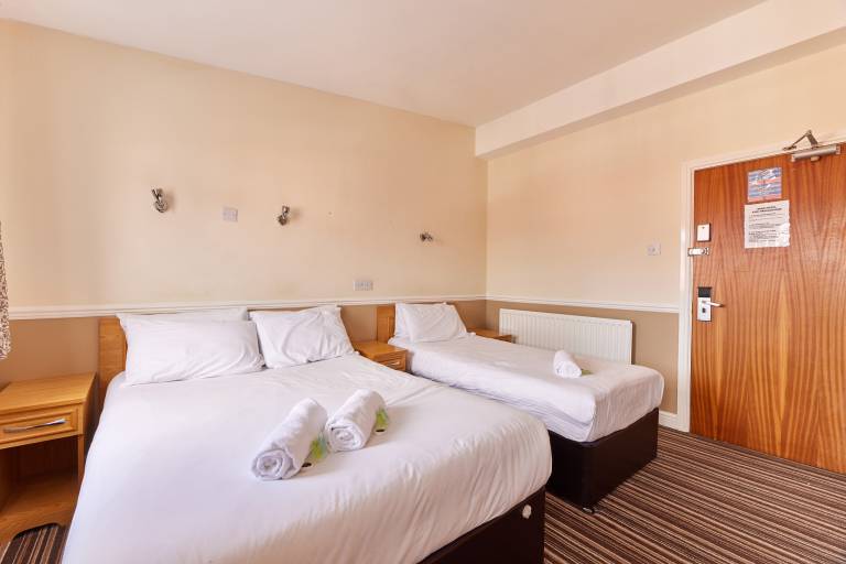 Dene Rooms Family 31