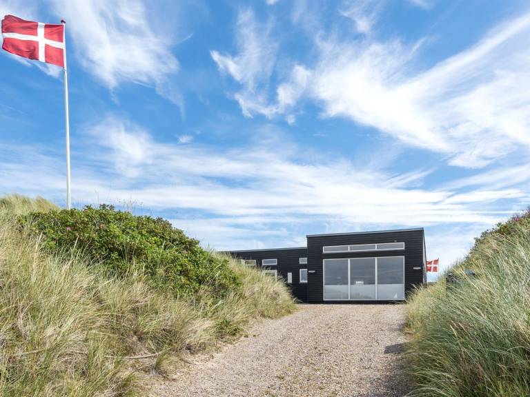 House  Houvig Strand