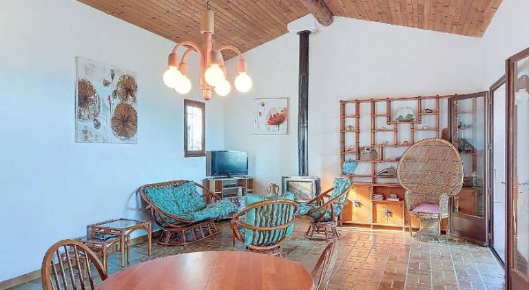 House with 2 rooms for 4 persons — photo 3
