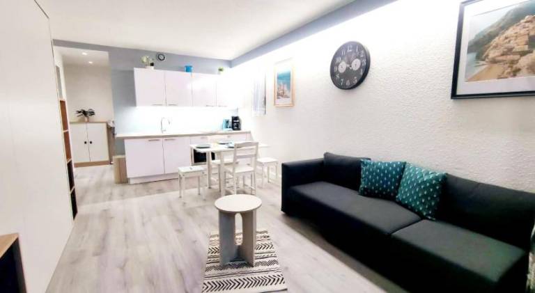 Rental apartment with barbeque, patio & garden — photo 3