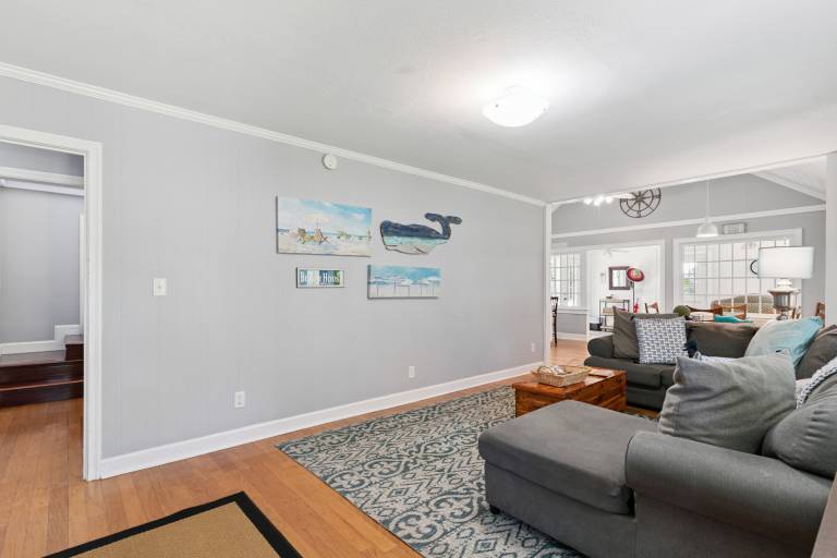 Sugar Magnolia - 400 Magnolia Ave — photo 5