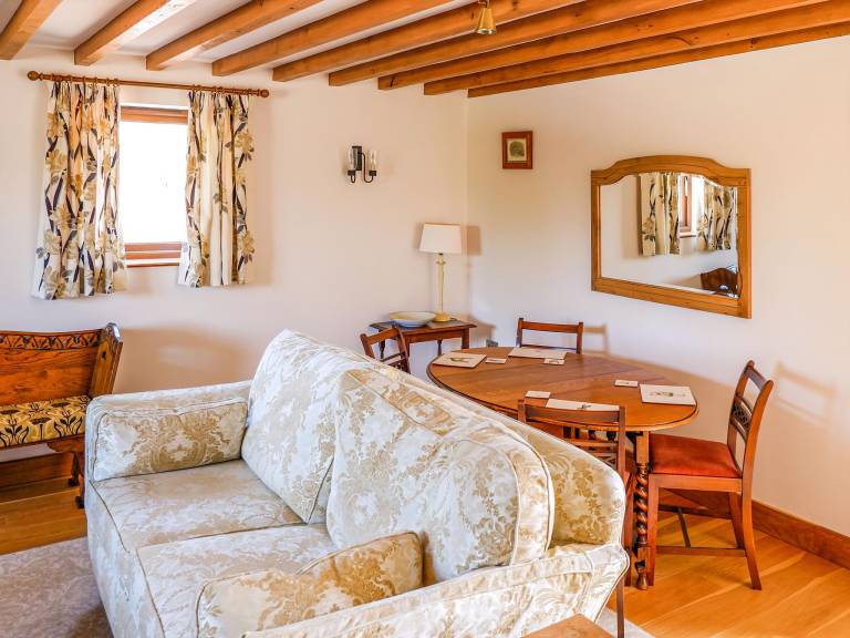 Children-friendly wonderful cottage with garden | Pets are welcome — photo 3