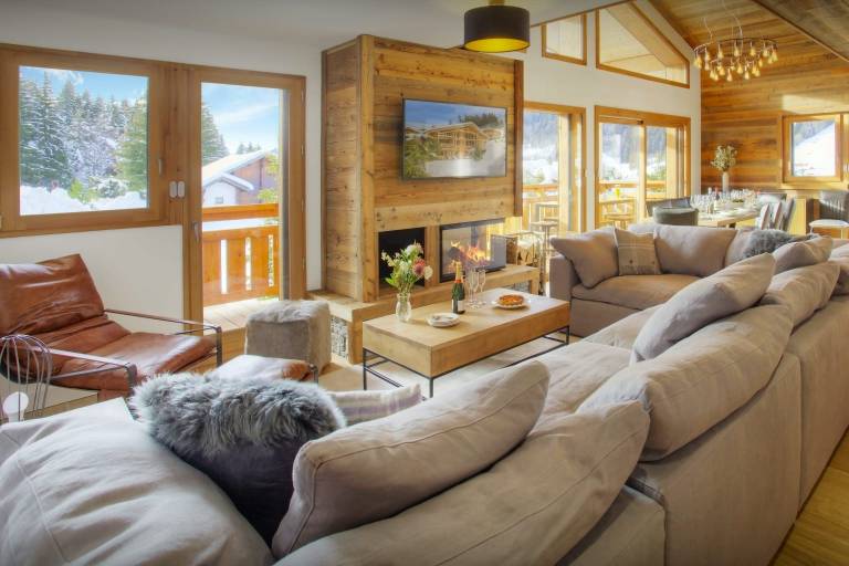 Luxury Les Gets chalet for 10 - hot tub, sauna, games room - OVO Network in Les Gets