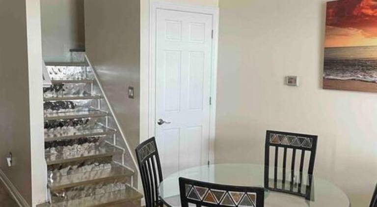 Pleasant vacation home with pool | Pets are welcome — photo 4