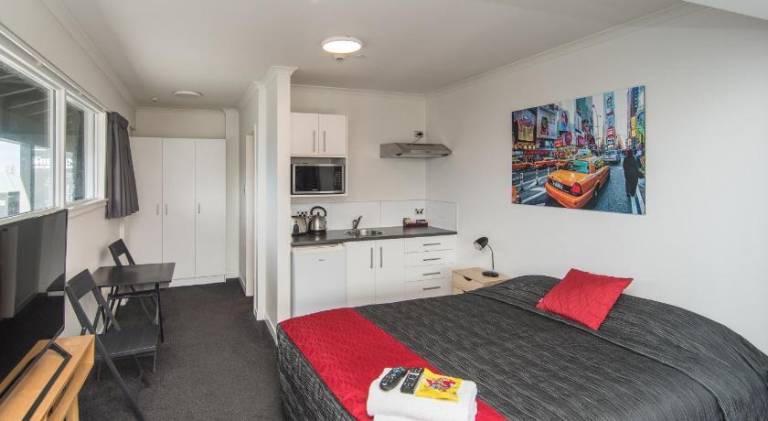 The Hibernian Studio Apartments 4 Latter Street