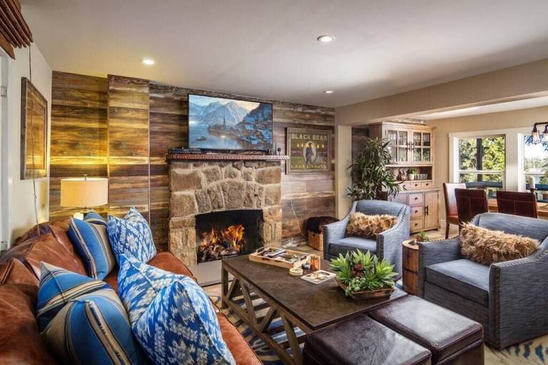 Cabin Lake Arrowhead