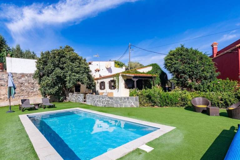House Vega de San Mateo