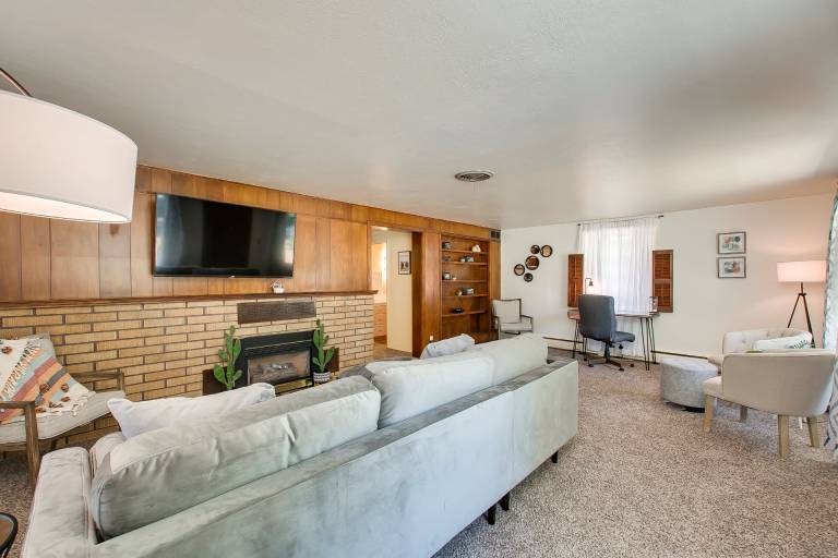 HabitueHomes - Eagle Rock Base Camp — photo 5