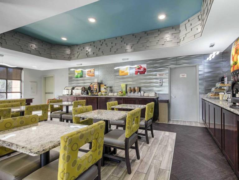 Quality Inn & Suites Montgomery East Carmichael Rd — photo 5