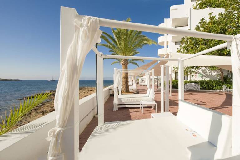 Aparthotel  Platja d'en Bossa