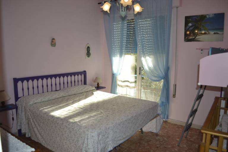 Apartment with terrace — photo 3