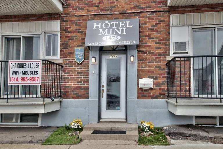 Hotel Mini in Montréal, QC