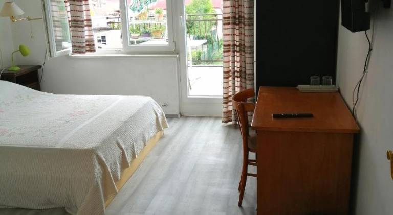 Rooms Izola — photo 2