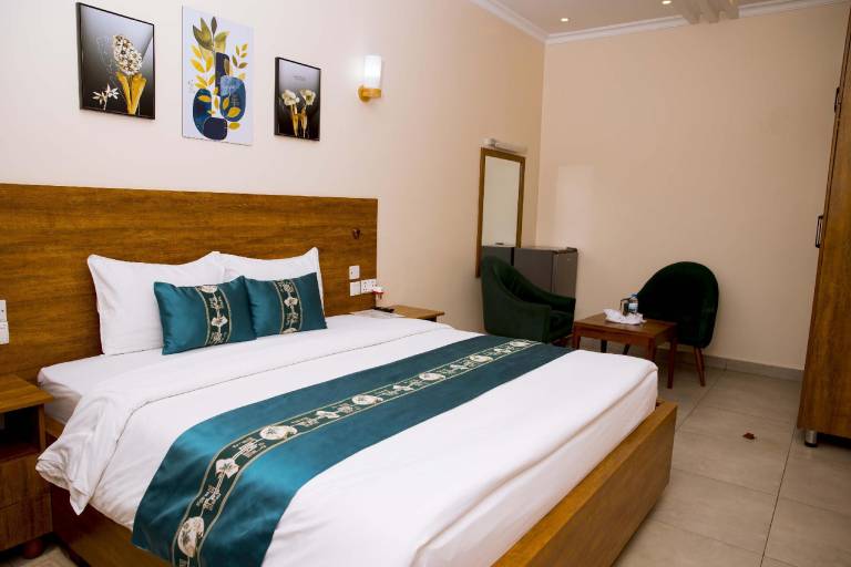 Velvet Suites — photo 4