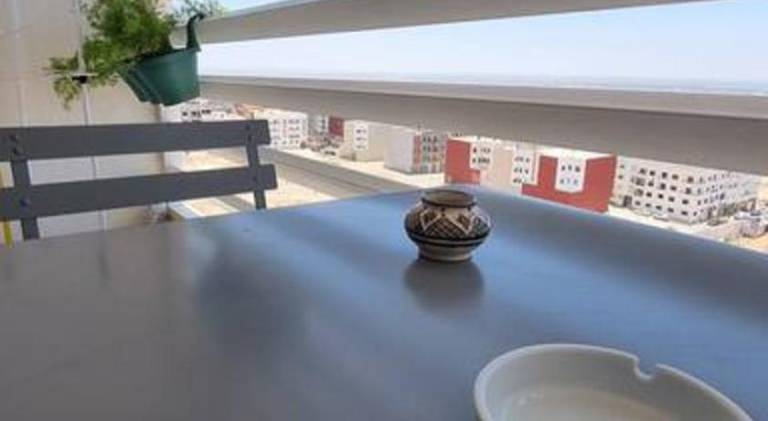 Apartment with pool — photo 3