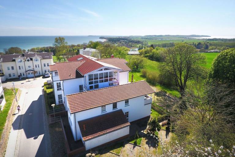 FeWo mit Meerblick, Schwimmbad- und Saunanutzung - Haus Blick zur See FeWo 03 — photo 2