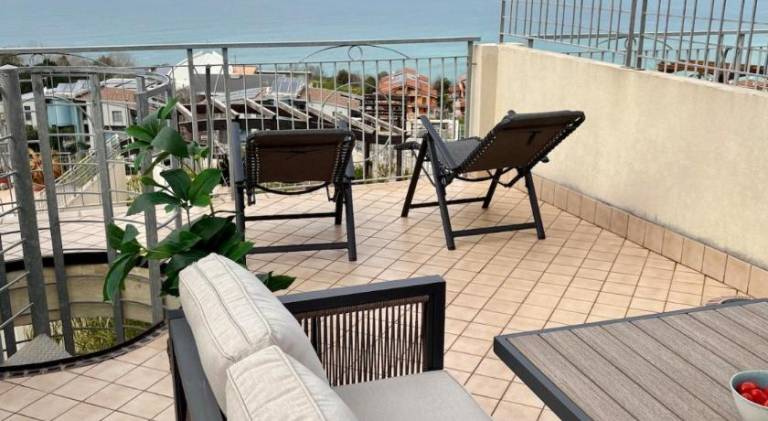 Rental apartment with pool — photo 5