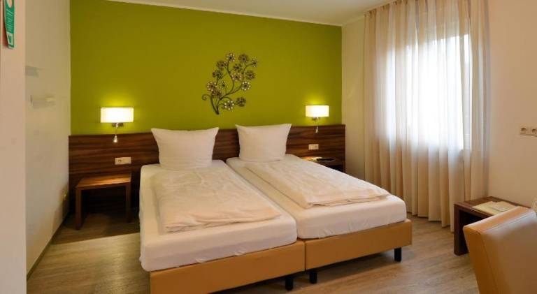 Bed & Breakfast  Trier