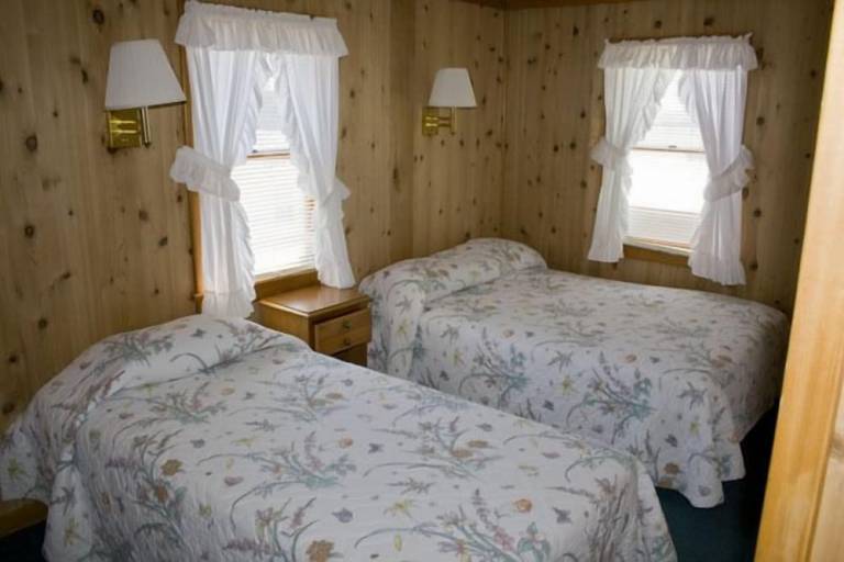 Motel  Buxton