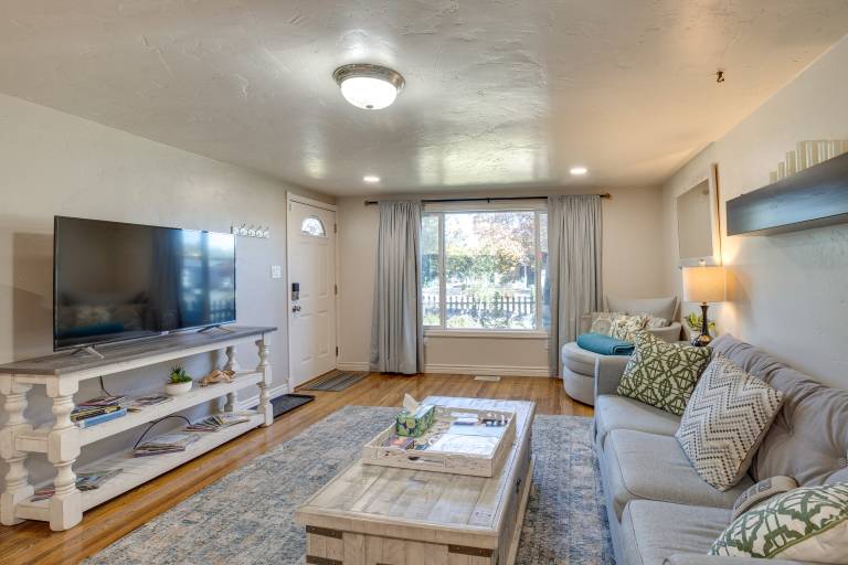 2 Mi to Dtwn: Grand Junction Home w/ Hot Tub — photo 4
