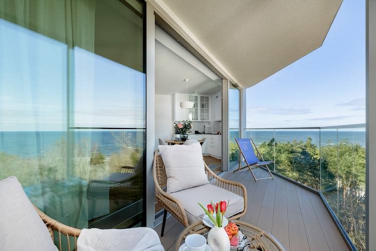 Rental apartment with pool, garden & sauna | Sea view in Rewal
