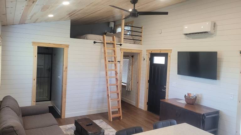 Cabin  Holton
