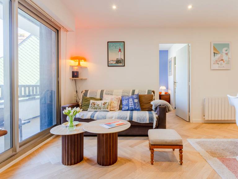 Rental apartment with 1 room for 4 persons in Touques