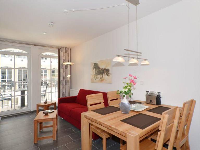 Wonderful rental apartment with patio, sauna & pool | Beach nearby | Pets allowed — photo 3