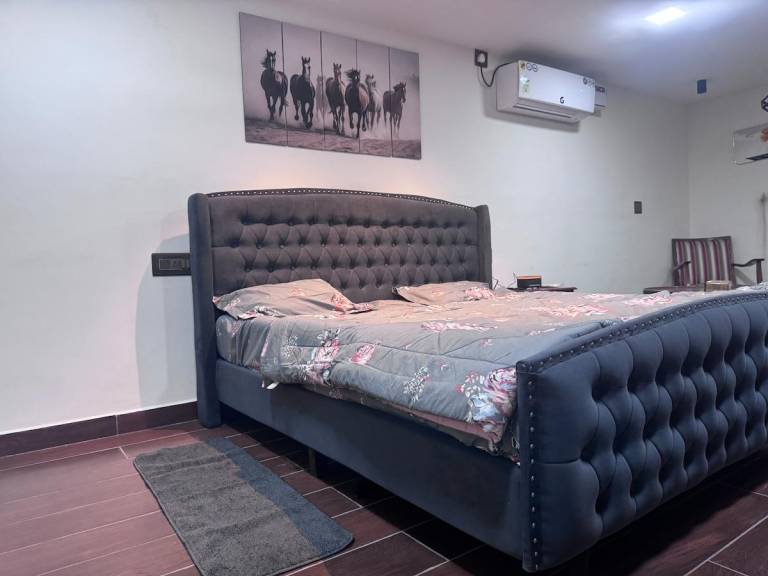 House T Nagar