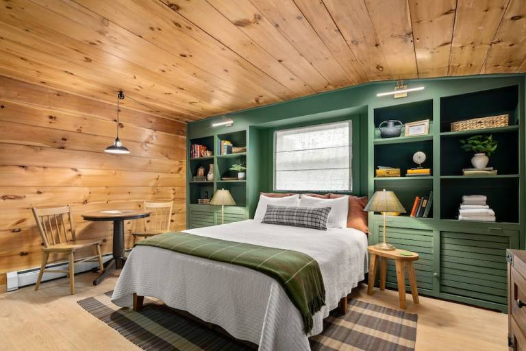Cabin Lincoln