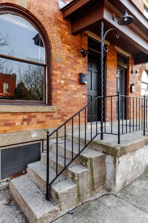 Short North– Parking Free - King Bed - Convention — photo 3