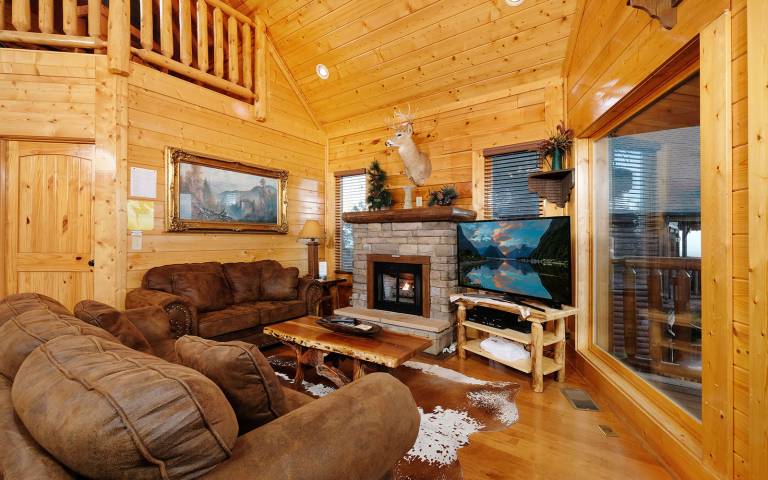 Cabin with pool, hot tub & sauna | Mountain view — photo 5