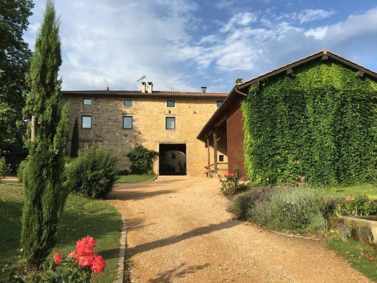 Gite with terrace, garden & grill — photo 4