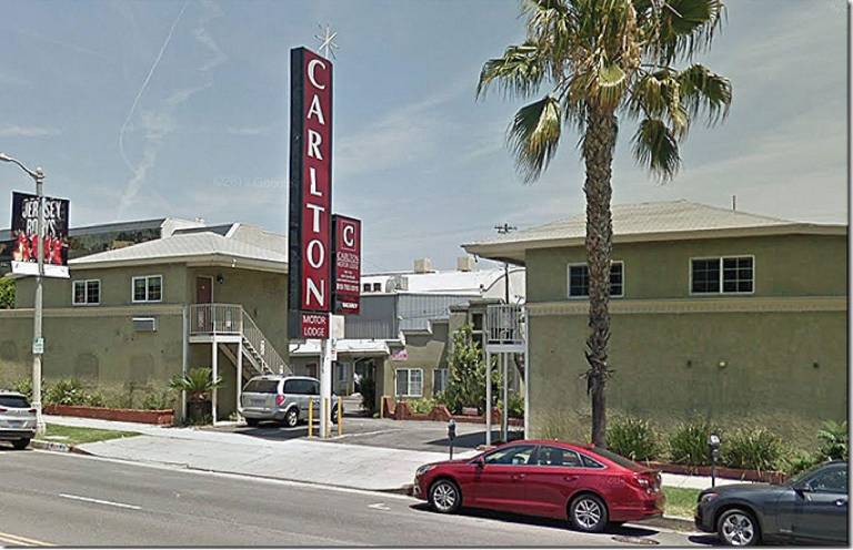 Carlton Motor Lodge — photo 3