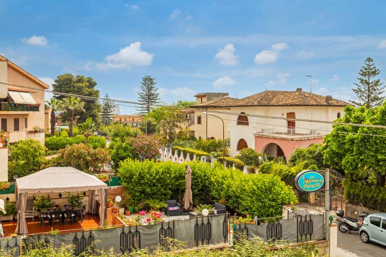 Pleasant apartment with fast internet | Garden view | Beach nearby | Perfect for remote work | Pets allowed — photo 2