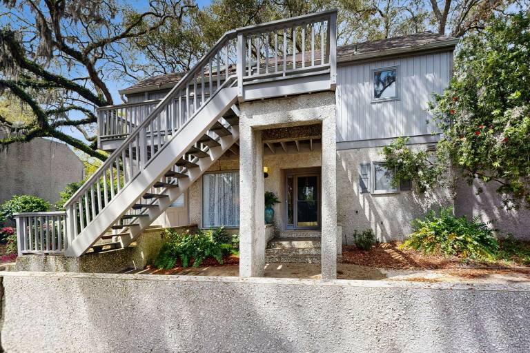 Condo Sea Island