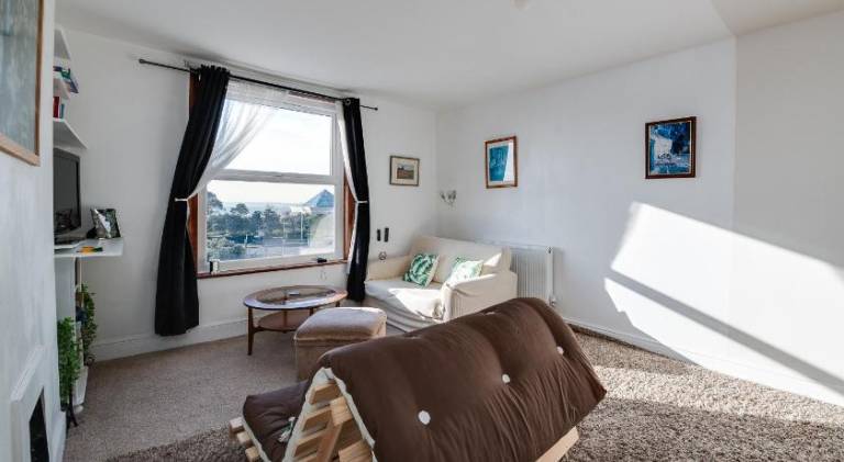 Holiday apartment with 2 rooms for 5 persons — photo 2