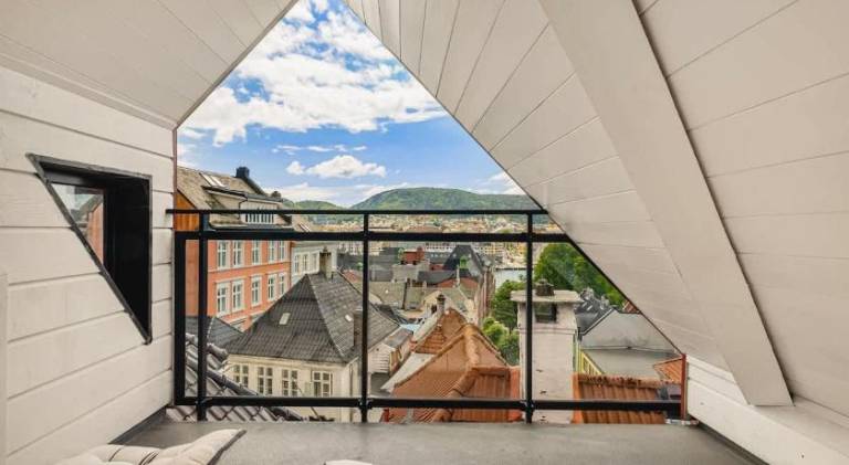 House | Next to Bryggen | Dogs allowed — photo 3