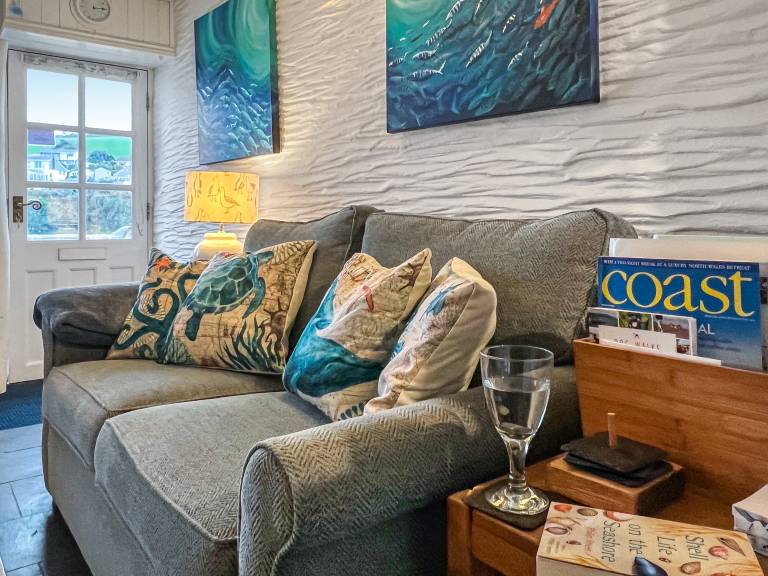 Family-friendly charming cottage with barbeque, terrace & yard | Water view | Next to the beach | Dogs allowed — photo 5
