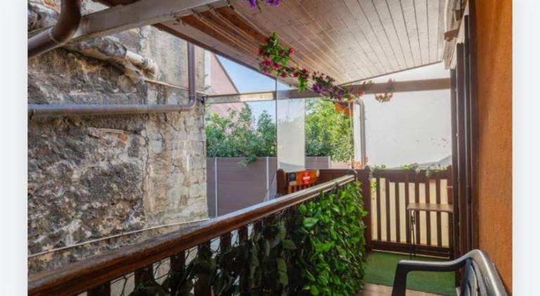 ANNECY 2 Fg Sainte Claire vieille ville 4pers 3 etoiles proche lac et gare — photo 3