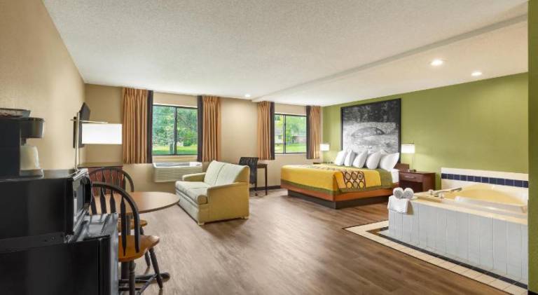 Super 8 By Wyndham Ankeny/Des Moines Area — photo 2