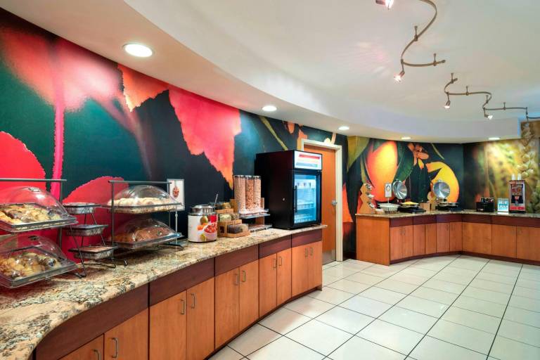Fairfield by Marriott Inn & Suites State College — photo 4