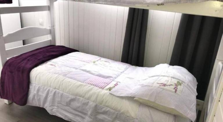 Holiday apartment with 2 rooms for 6 persons — photo 4