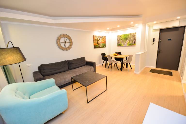 Rental apartment | Next to Stavropoleos Monastery | City view — photo 4