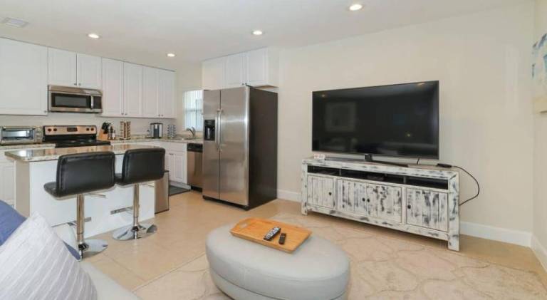 House with 2 rooms for 4 persons — photo 2