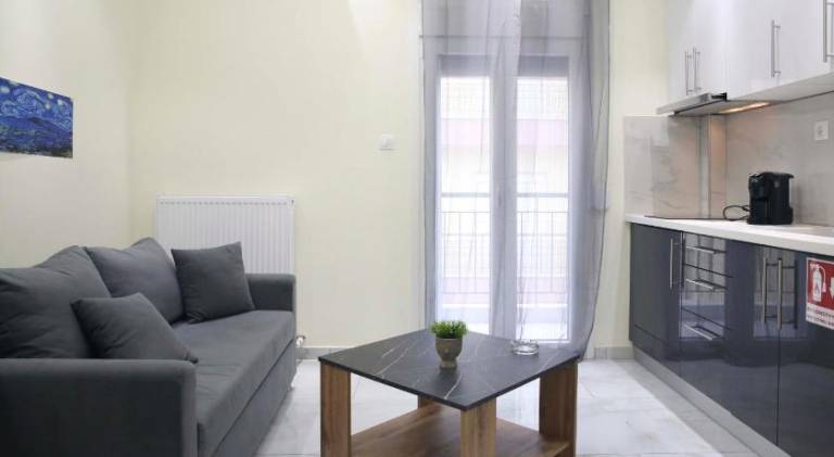 Rental apartment with terrace & garden — photo 4